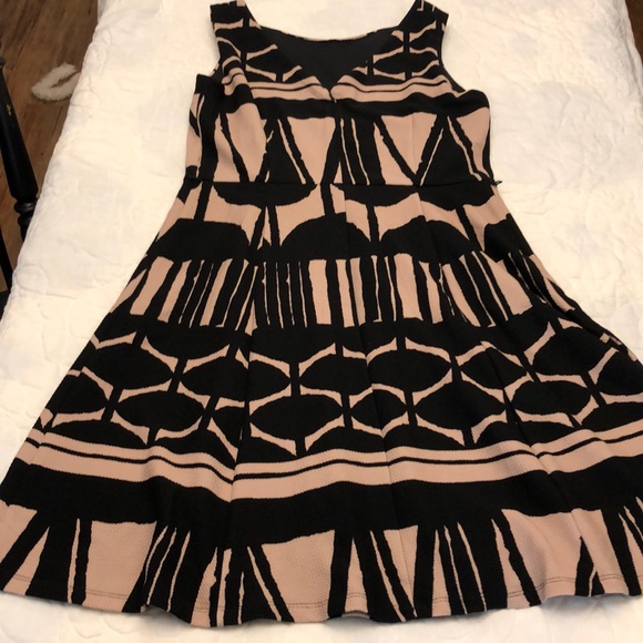 Taupe and Black Liz Claiborne Dress Wore Once - Picture 5 of 7